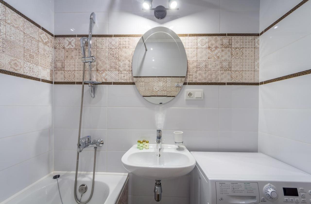 Apartments On Velyka Vasylkivska 47 Kijev Kültér fotó